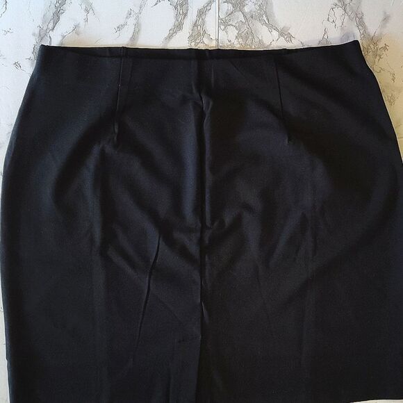 Roz & Ali Black Stretch Pull On Mini Skirt Plussize 2X - Picture 6 of 13